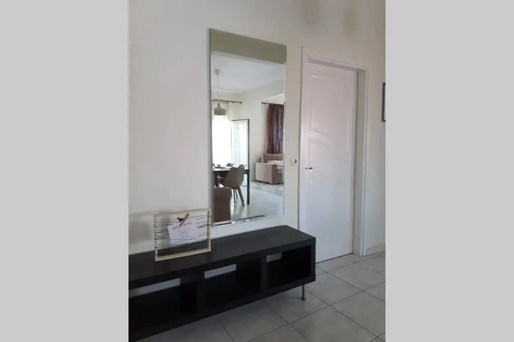 ~Melhouse~ Next To The Sea, Spacious, Bright Olympiada Apartment